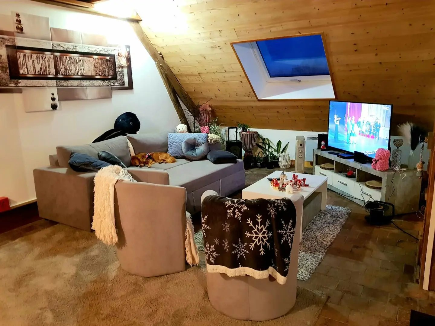 Appartement à louer, 150m², La Ville-aux-Clercs