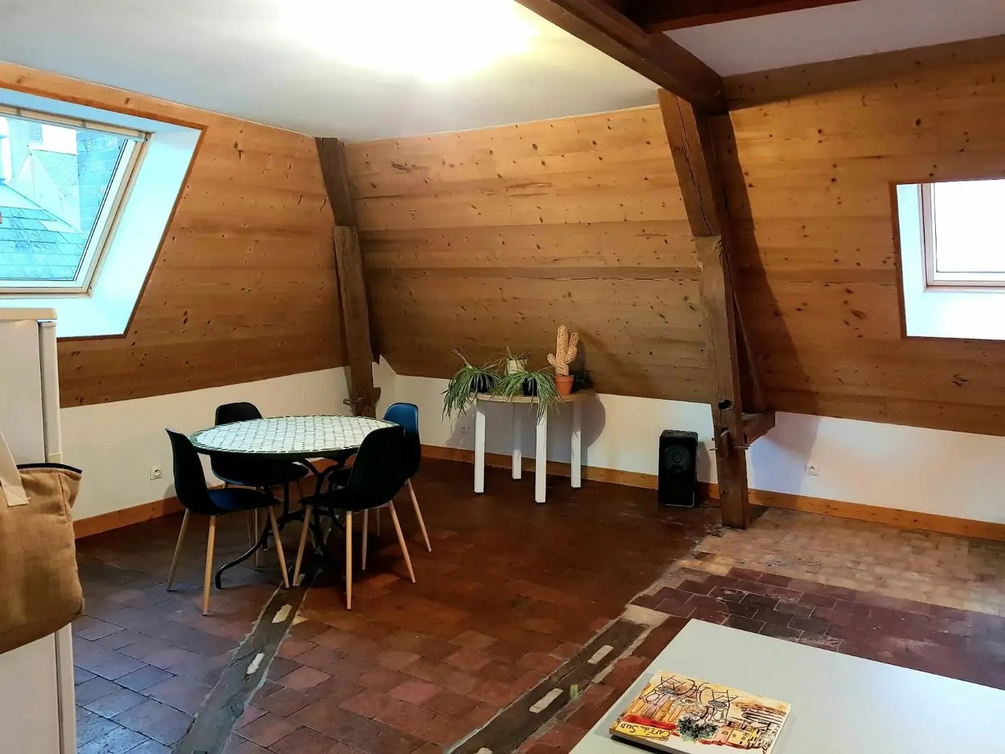 Appartement à louer, 150m², La Ville-aux-Clercs