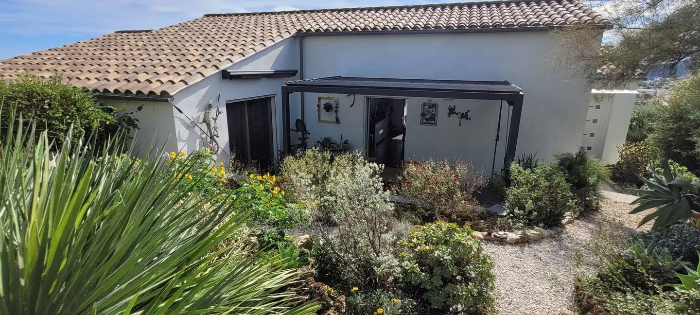 Maison à vendre, 101m², Hyères