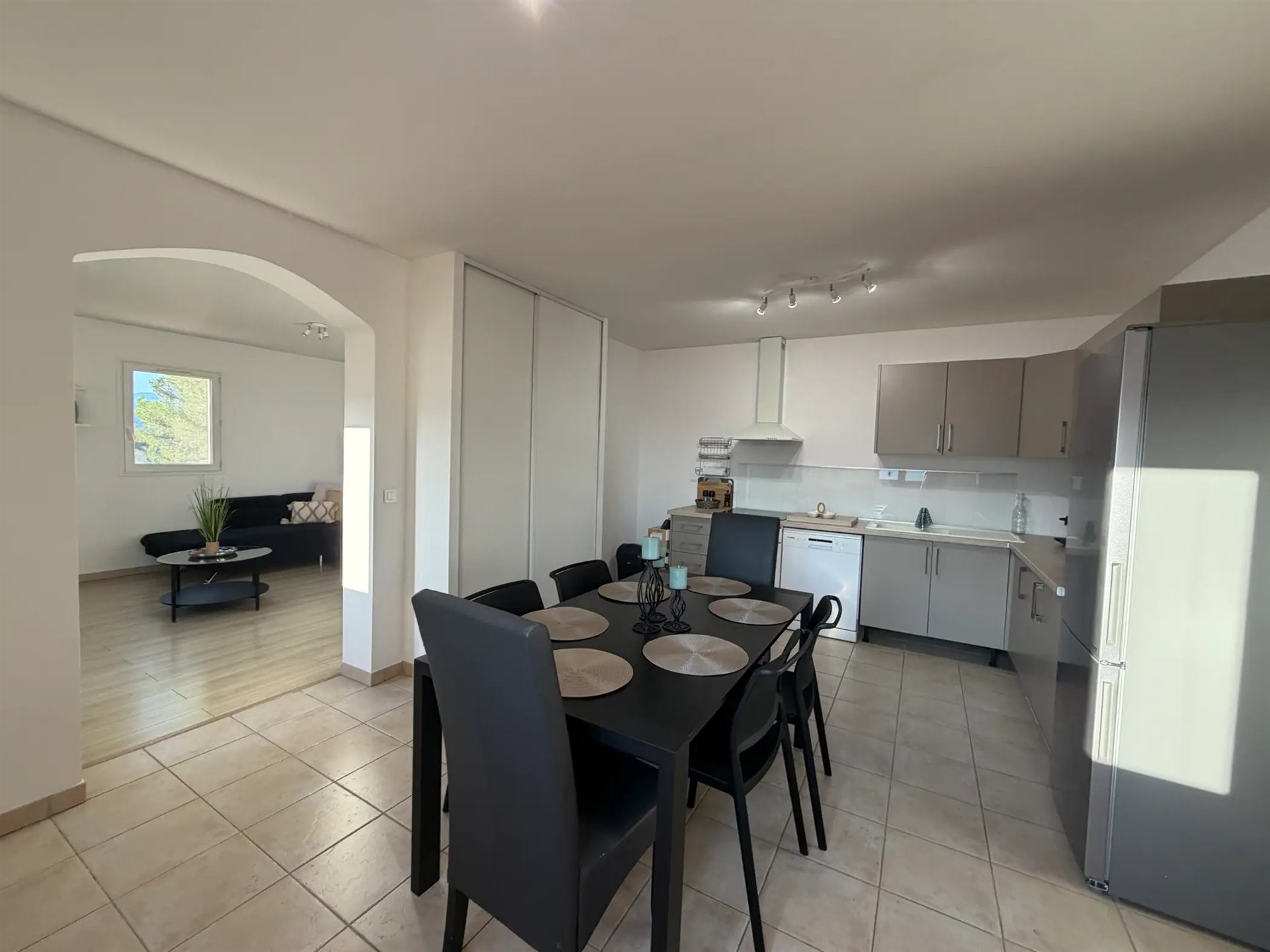 Appartement à louer, 63m², Colomars