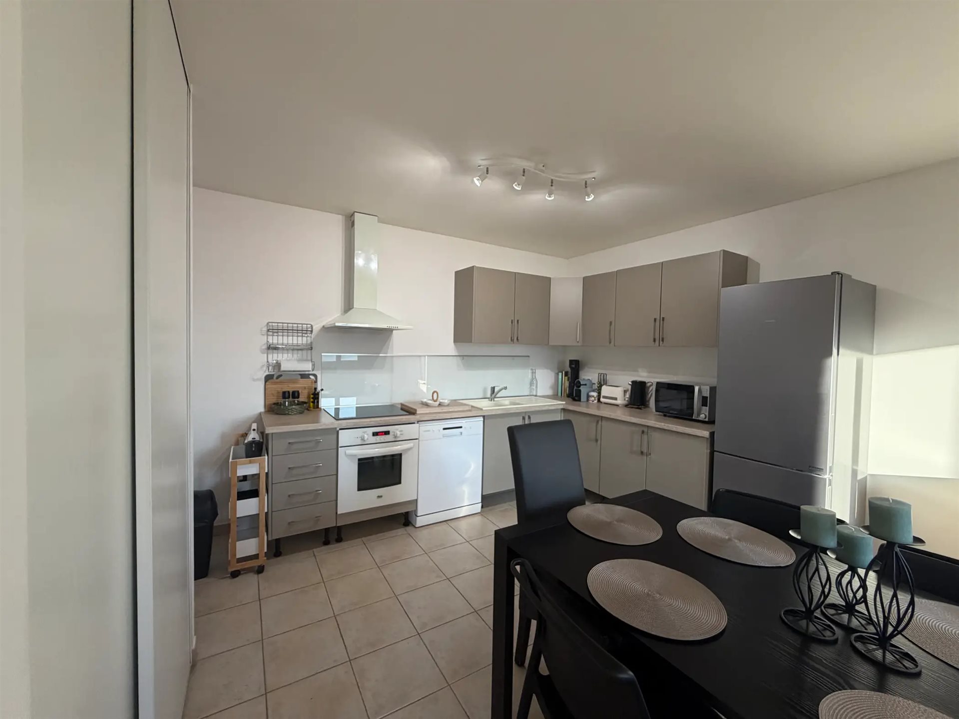 Appartement à louer, 63m², Colomars