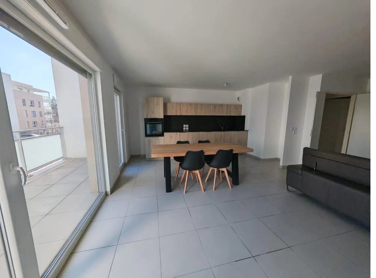 Appartement à vendre, 70m², Ferney-Voltaire