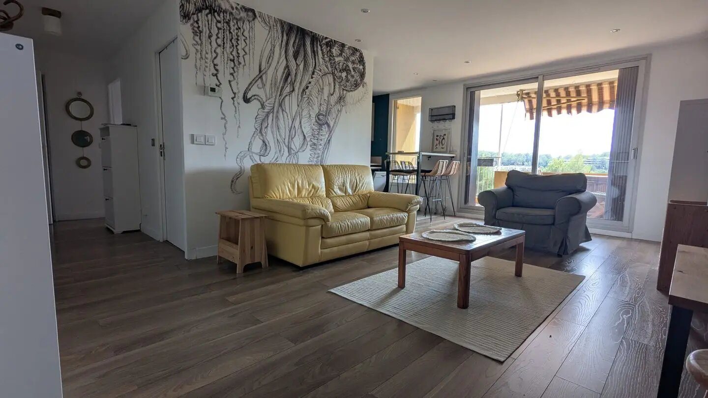 Appartement à louer, 47m², Valbonne