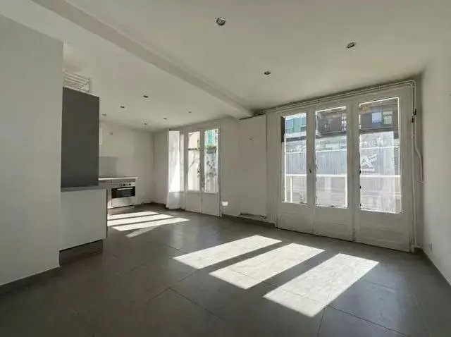 Appartement à louer, 53m², Saint-Étienne
