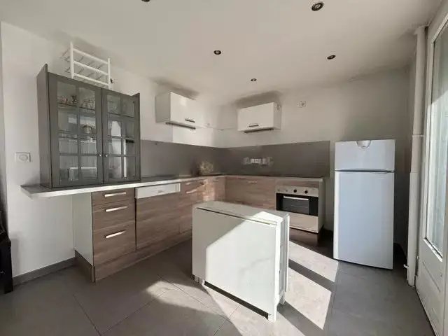Appartement à louer, 53m², Saint-Étienne