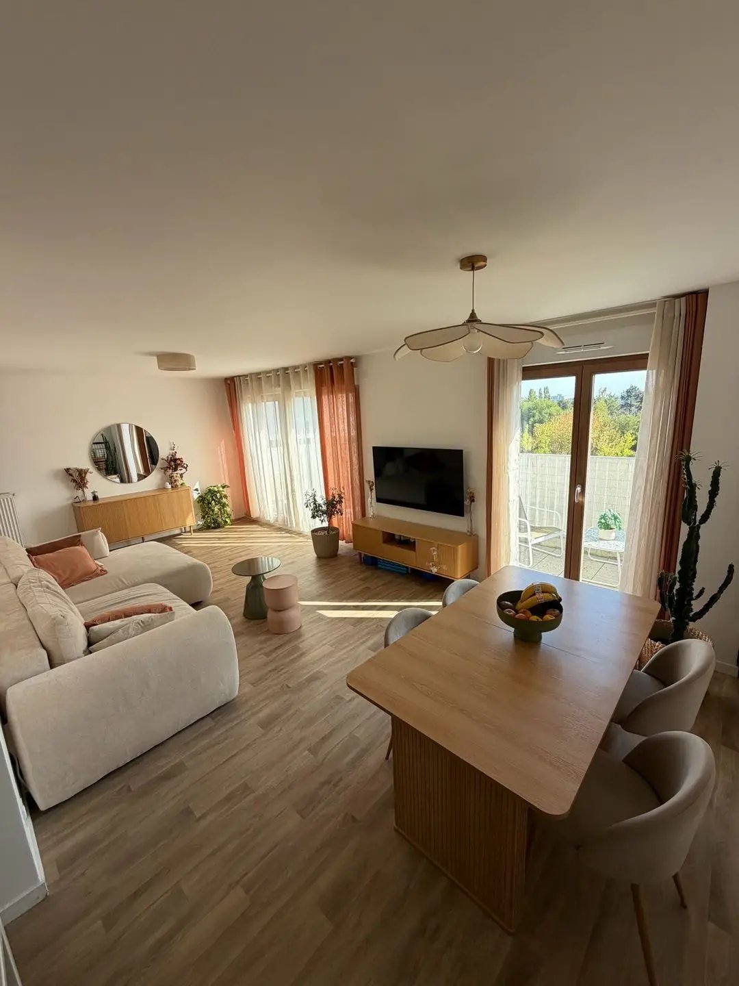 Appartement à louer, 77m², Cergy