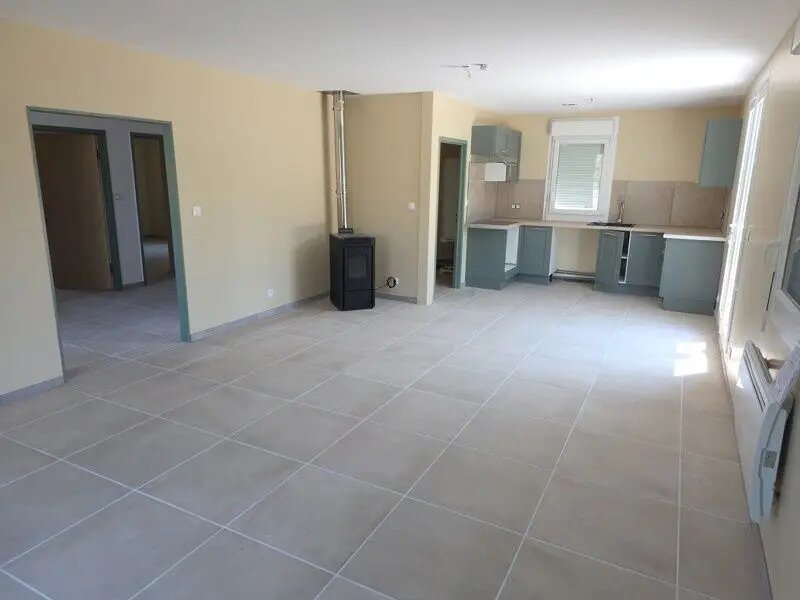Maison à louer, 94m², Saillat-sur-Vienne