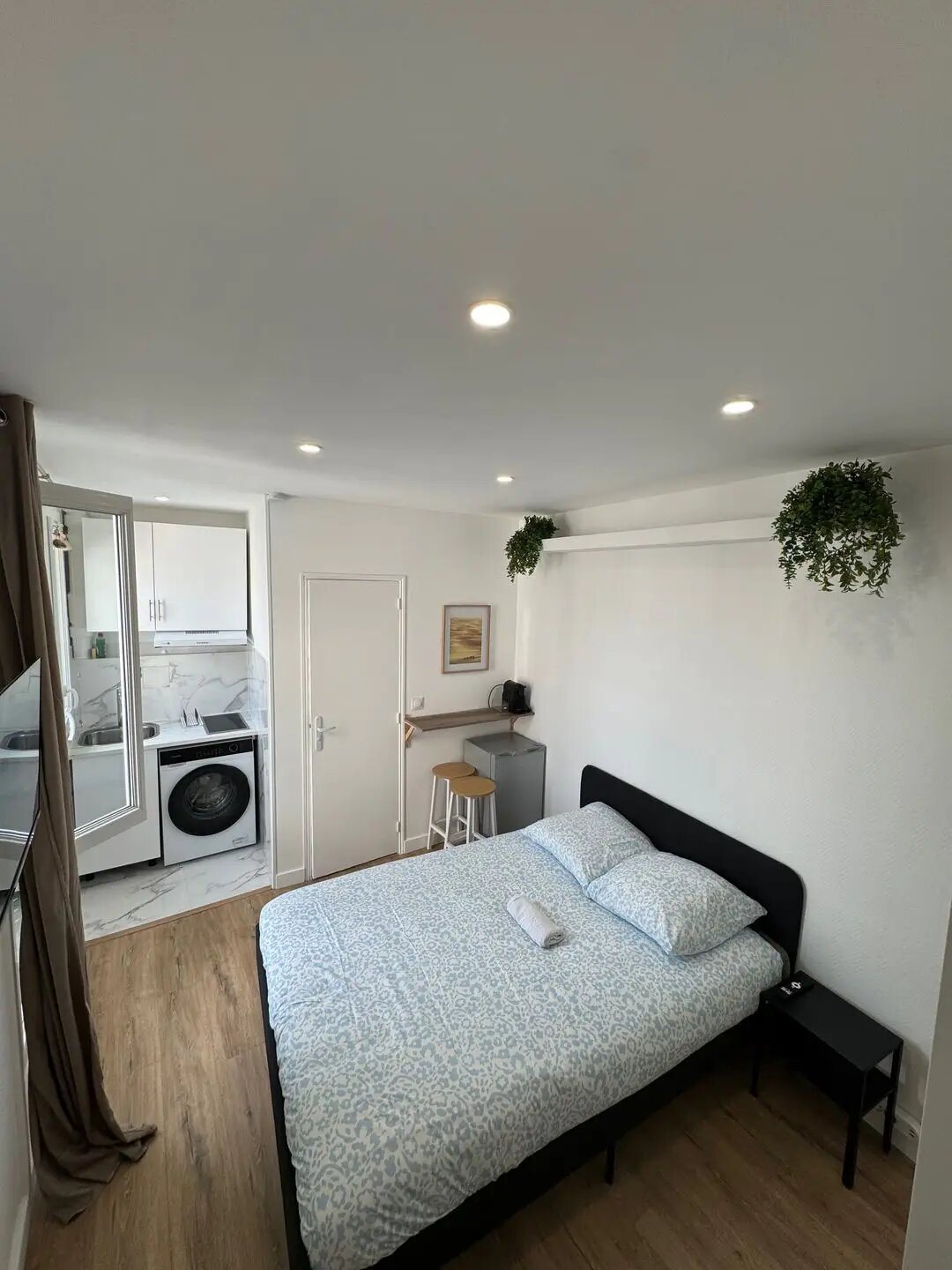 Appartement à louer, 18m², Paris 18ème