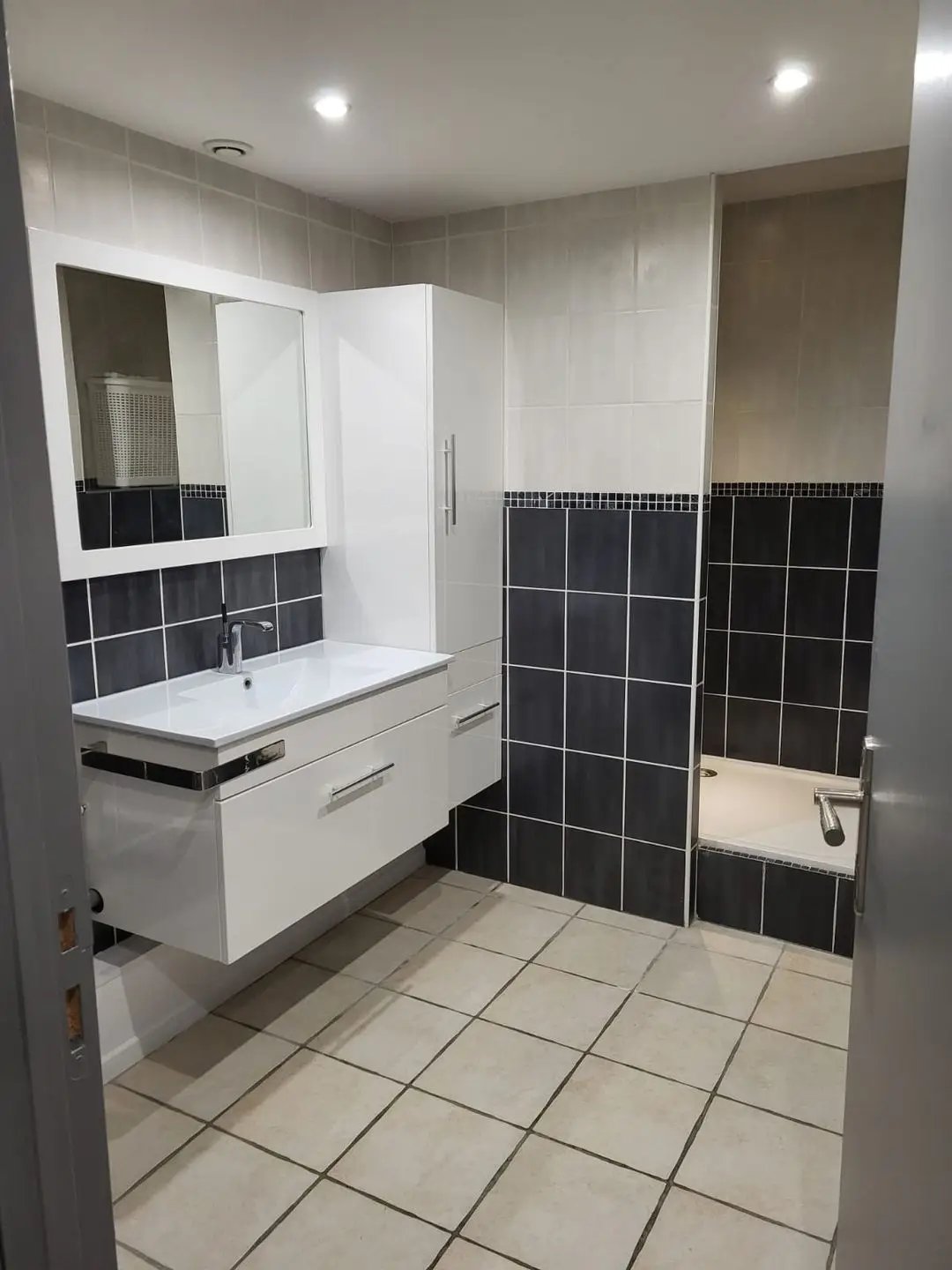 Appartement à louer, 65m², Beaulieu