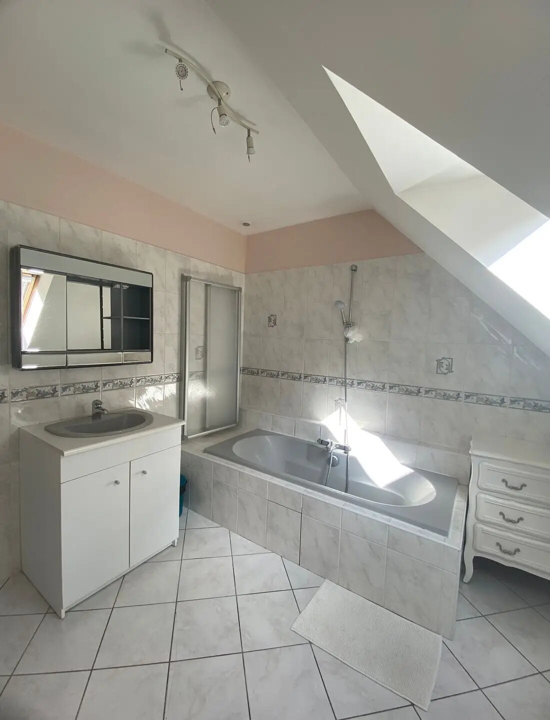 Maison à louer, 13m², Provins
