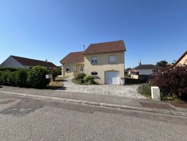 Maison à vendre, 135m², Uxegney