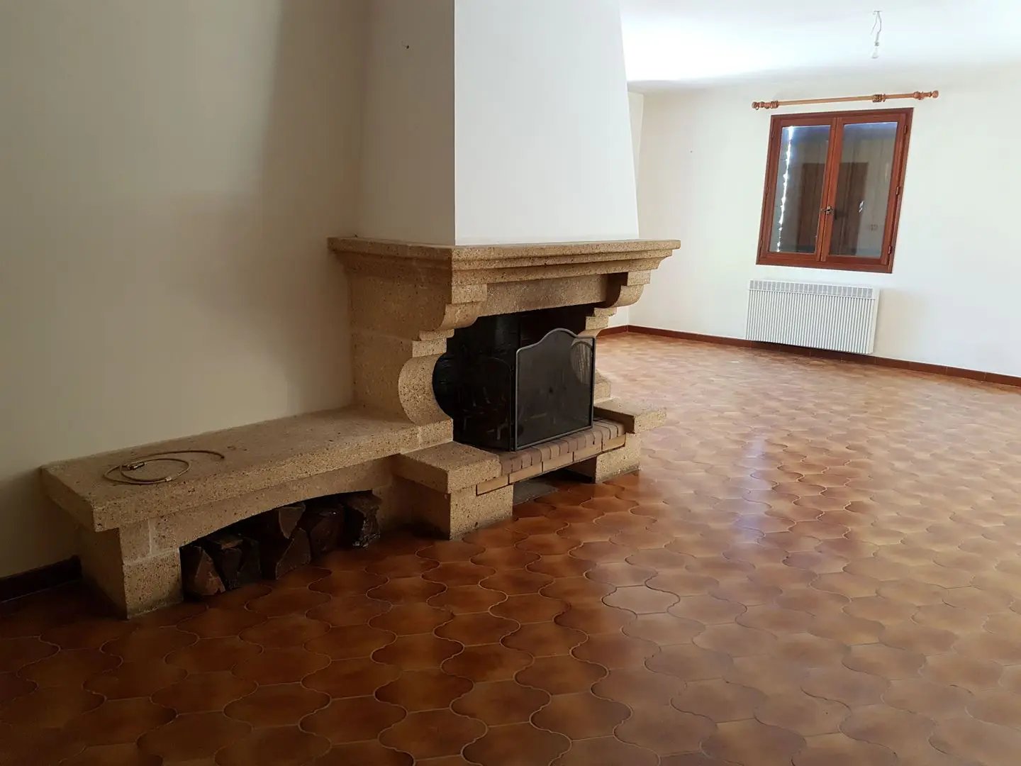 Maison à louer, 135m², Sauveterre