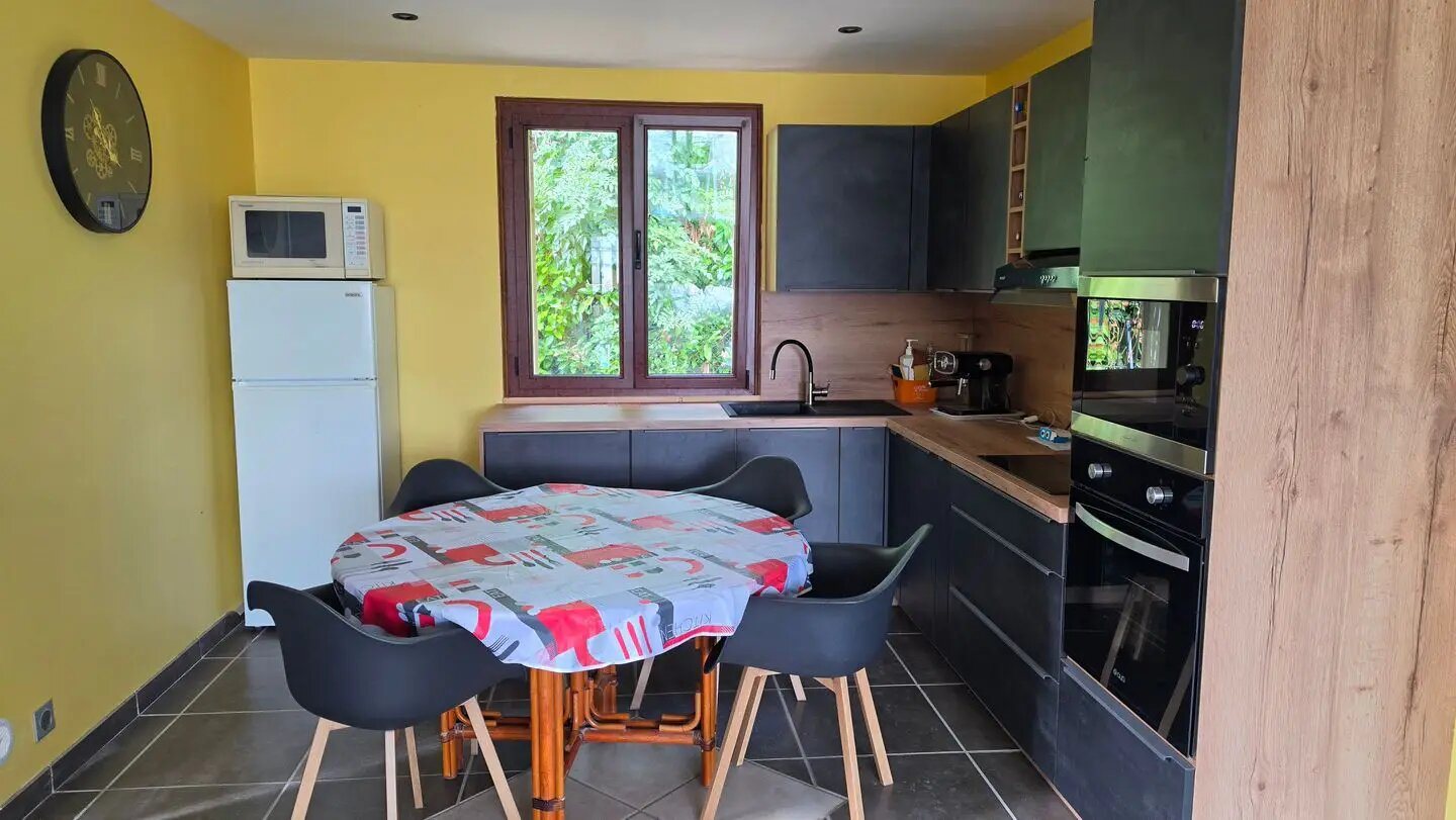 Maison à louer, 100m², Chalautre-la-Grande