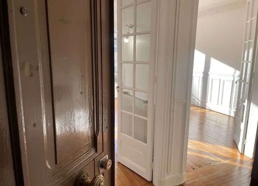 Appartement à louer, 76m², Paris 16ème