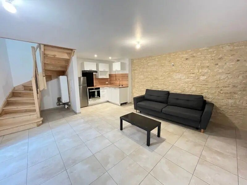 Appartement à louer, 53m², Lalbenque