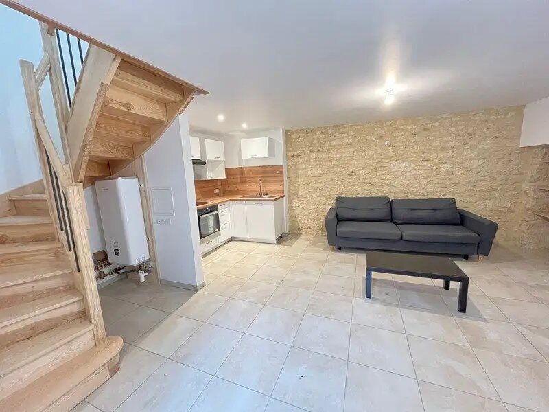 Appartement à louer, 53m², Lalbenque