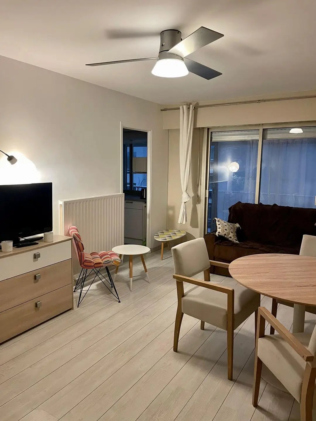 Appartement à louer, 43m², Antibes