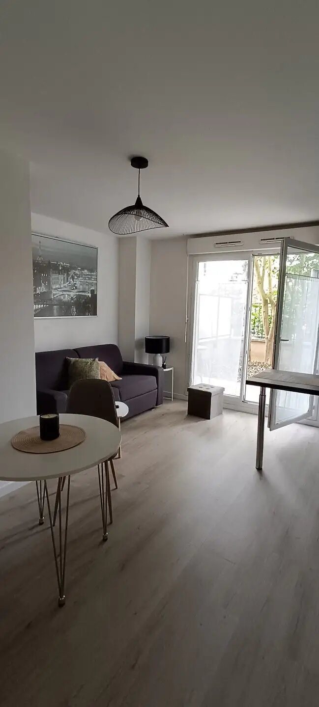 Appartement à louer, 25m², Massy