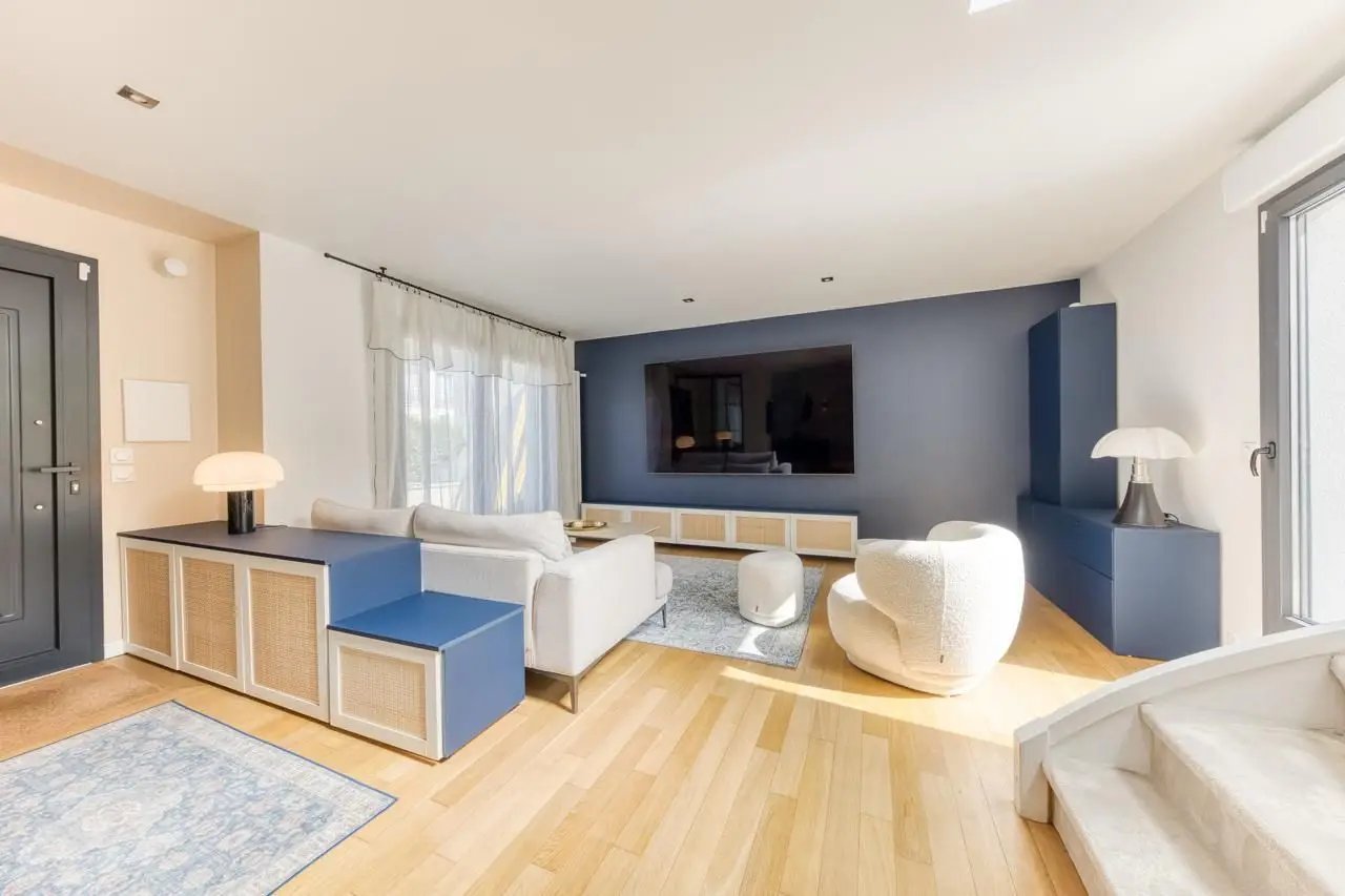 Maison à vendre, 137m², Suresnes