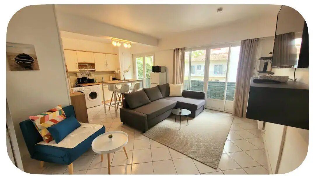 Appartement à louer, 28m², Antibes