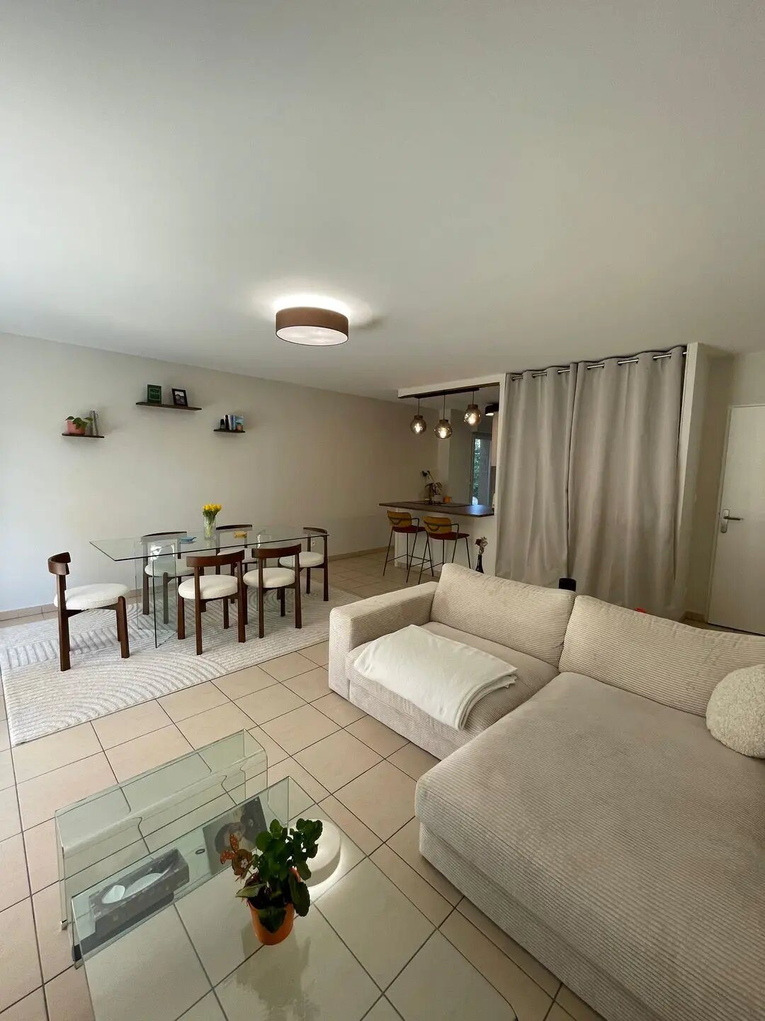 Appartement à louer, 77m², Albigny-sur-Saône