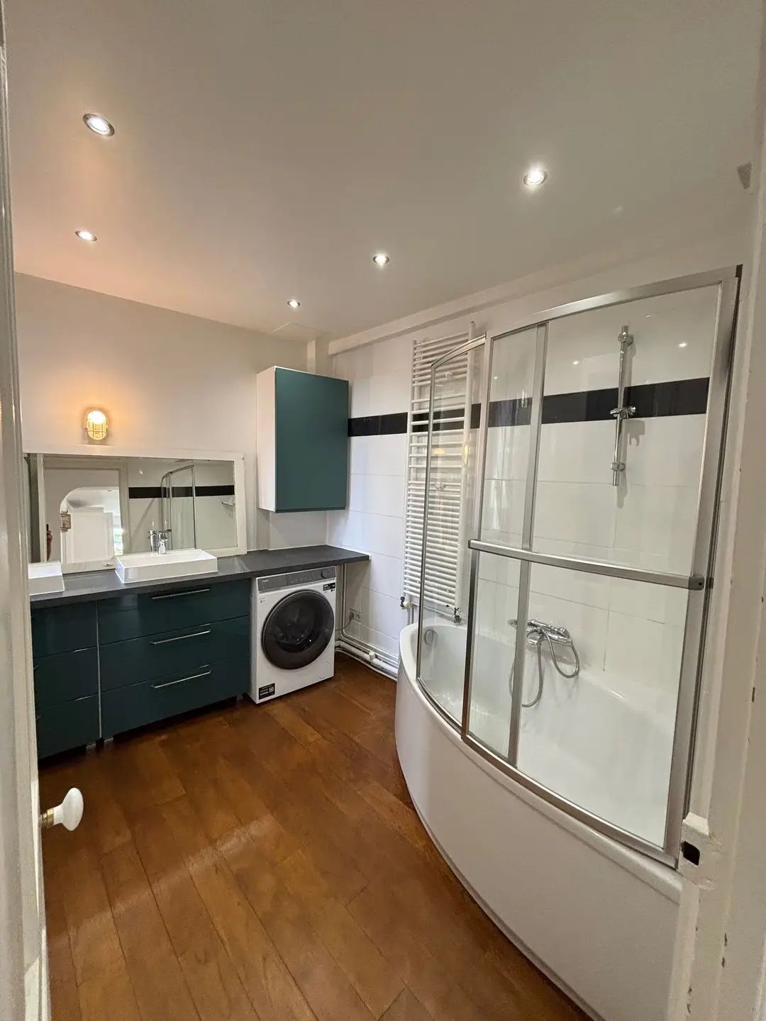 Appartement à louer, 74m², Courbevoie