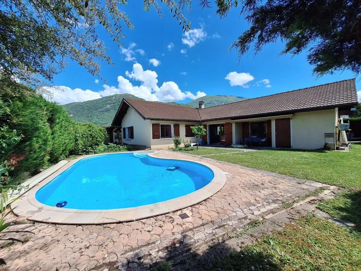 Maison à vendre, 115m², Challes-les-Eaux