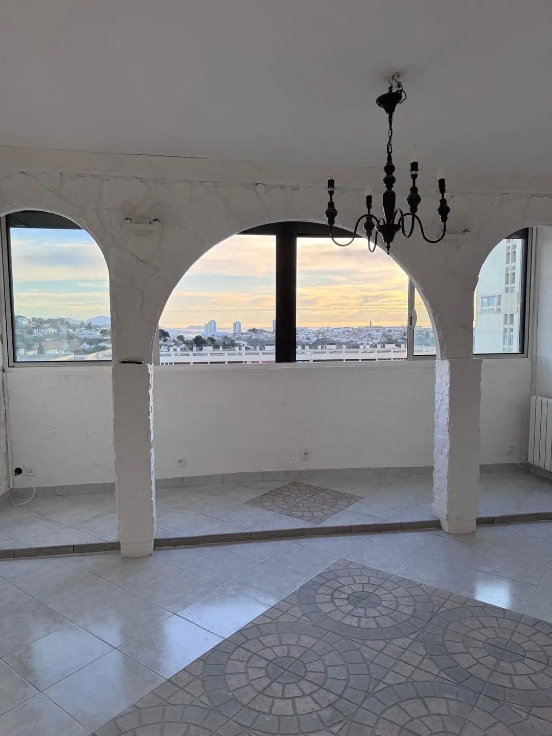 Appartement à louer, 85m², Marseille 15ème