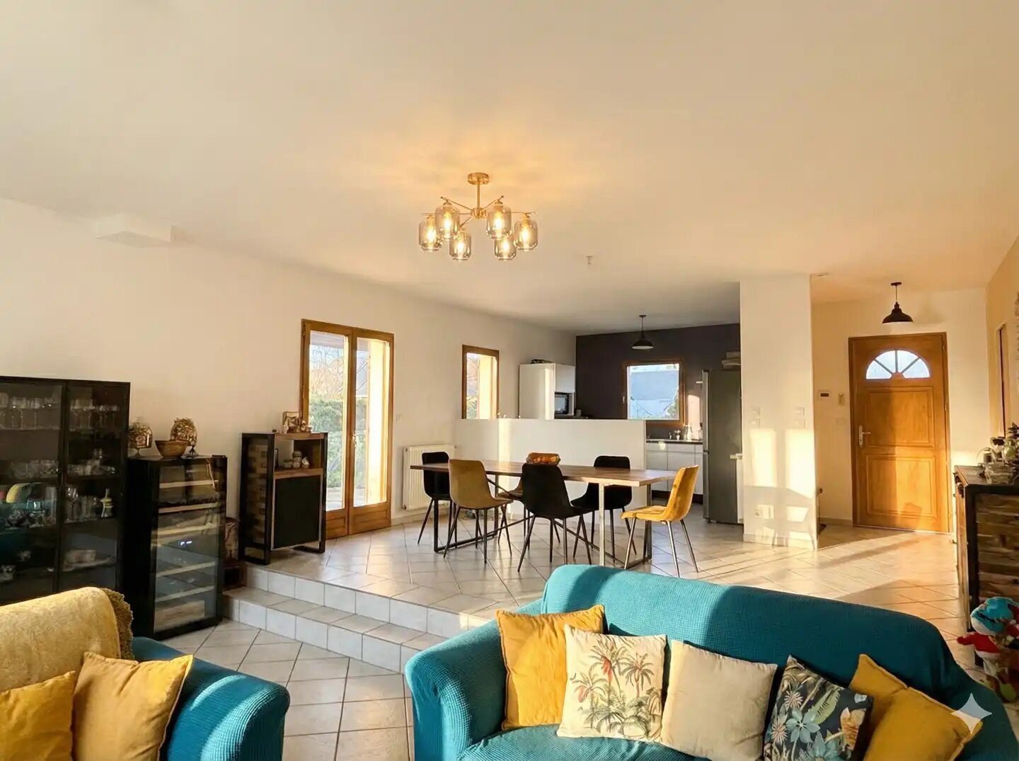 Maison à louer, 120m², Saint-Cyr-sur-le-Rhône
