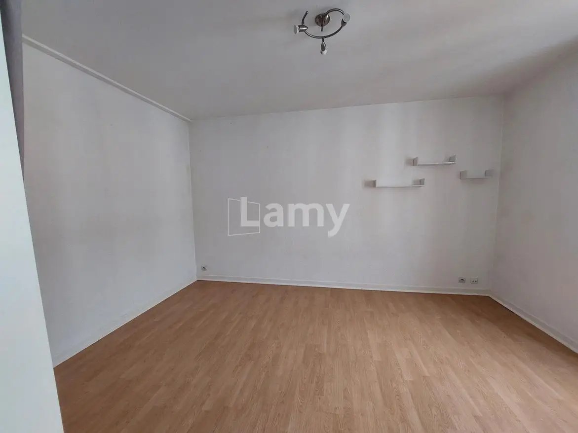 Appartement à louer, 26m², Reims