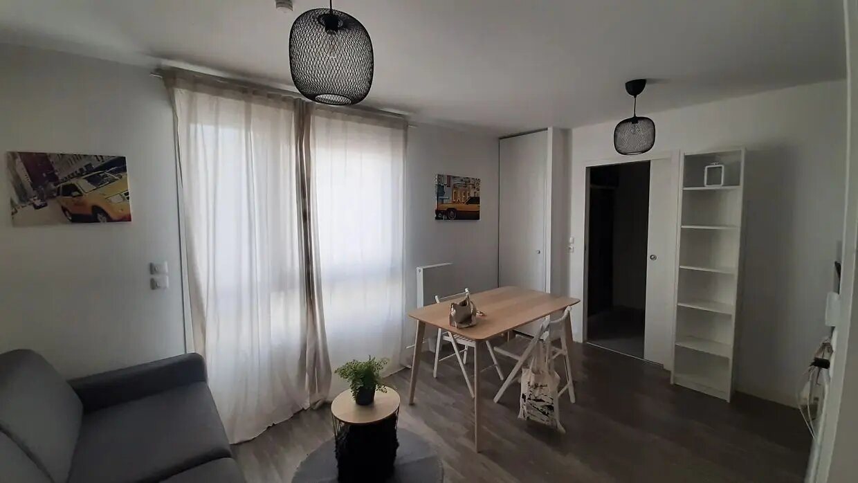 Appartement à louer, 21m², Talence
