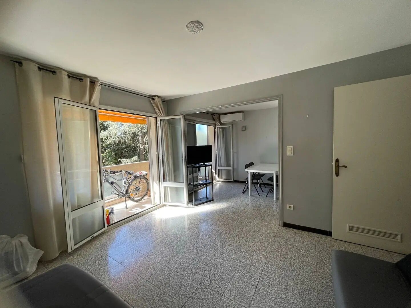 Appartement à vendre, 67m², Nîmes