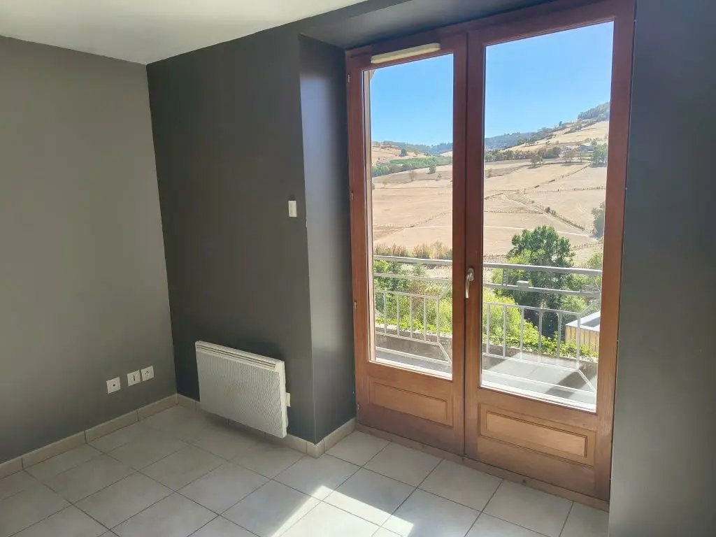 Appartement à louer, 37m², Saint-Forgeux