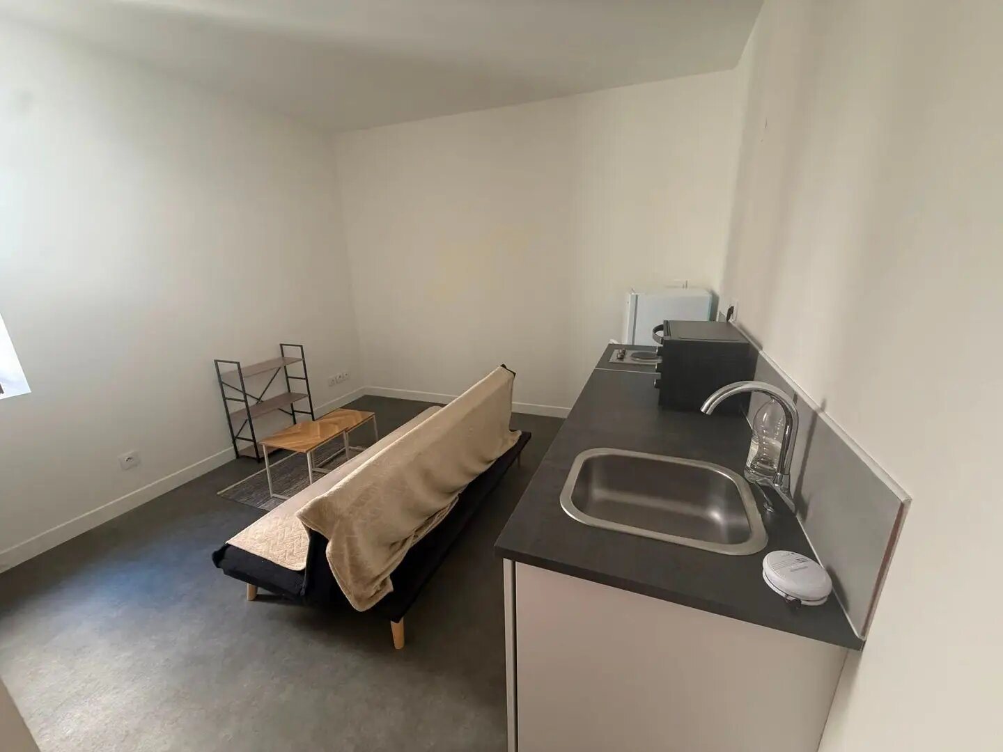 Appartement à louer, 16m², Béziers