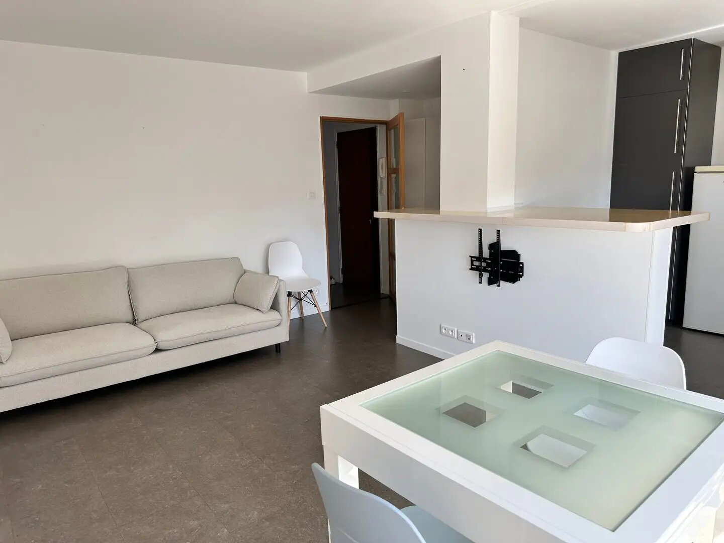 Appartement à louer, 50m², Saint-Max