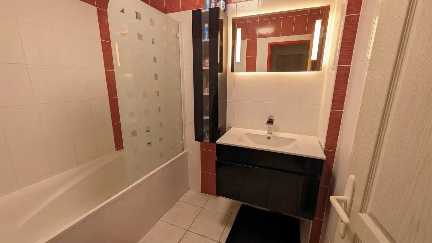 Appartement à vendre, 63m², Saint-Clair-de-la-Tour