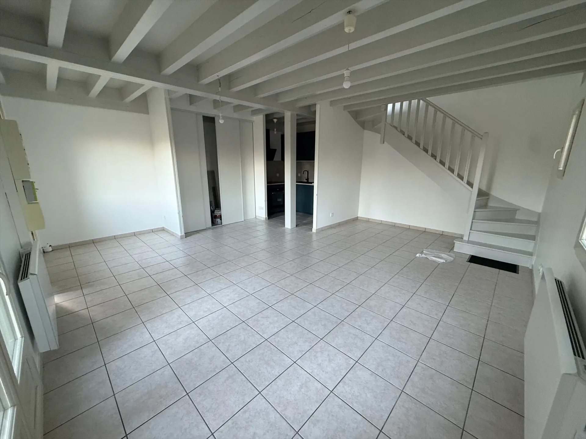 Appartement à louer, 69m², Dolomieu