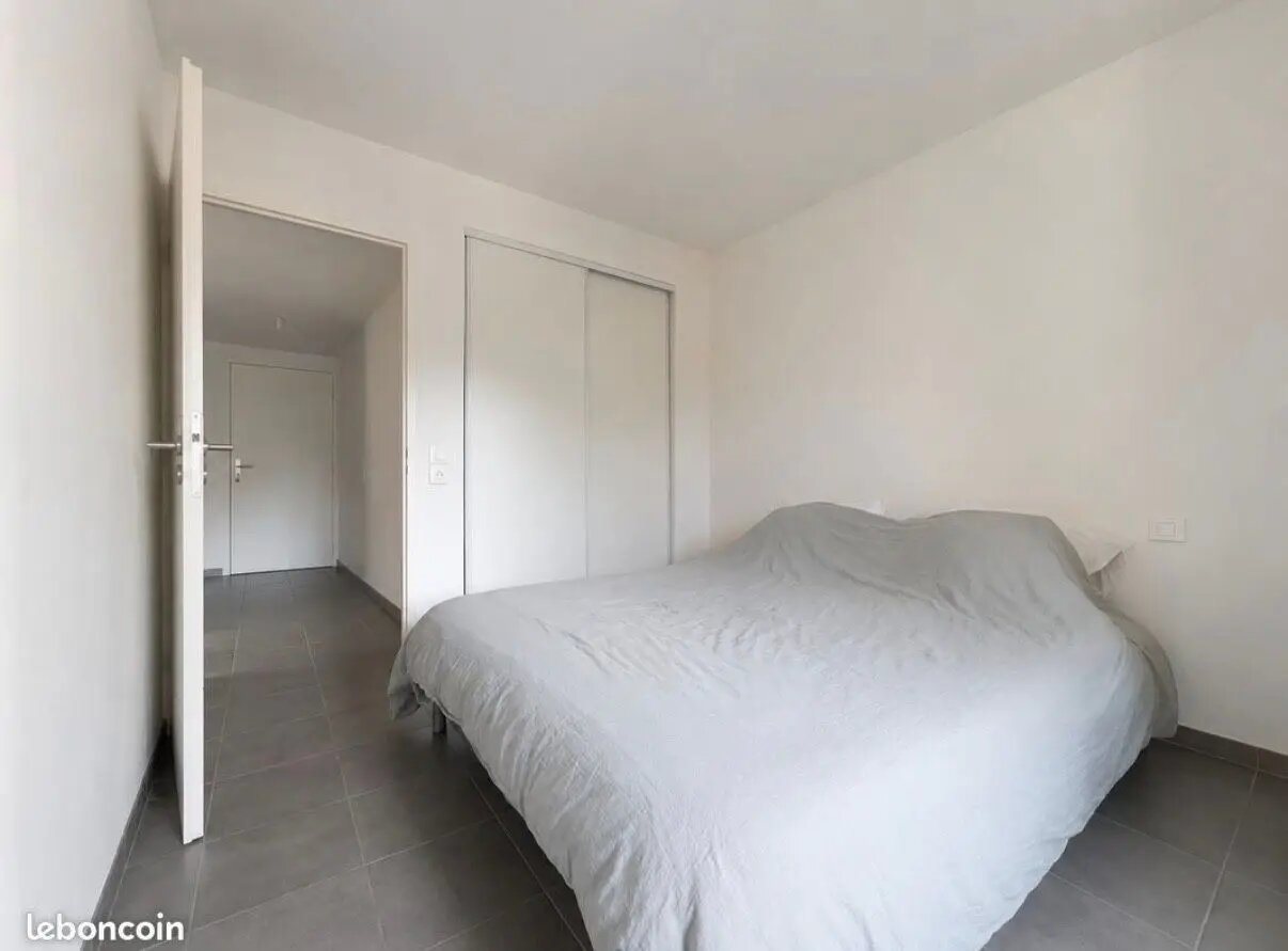 Appartement à louer, 40m², Fréjus