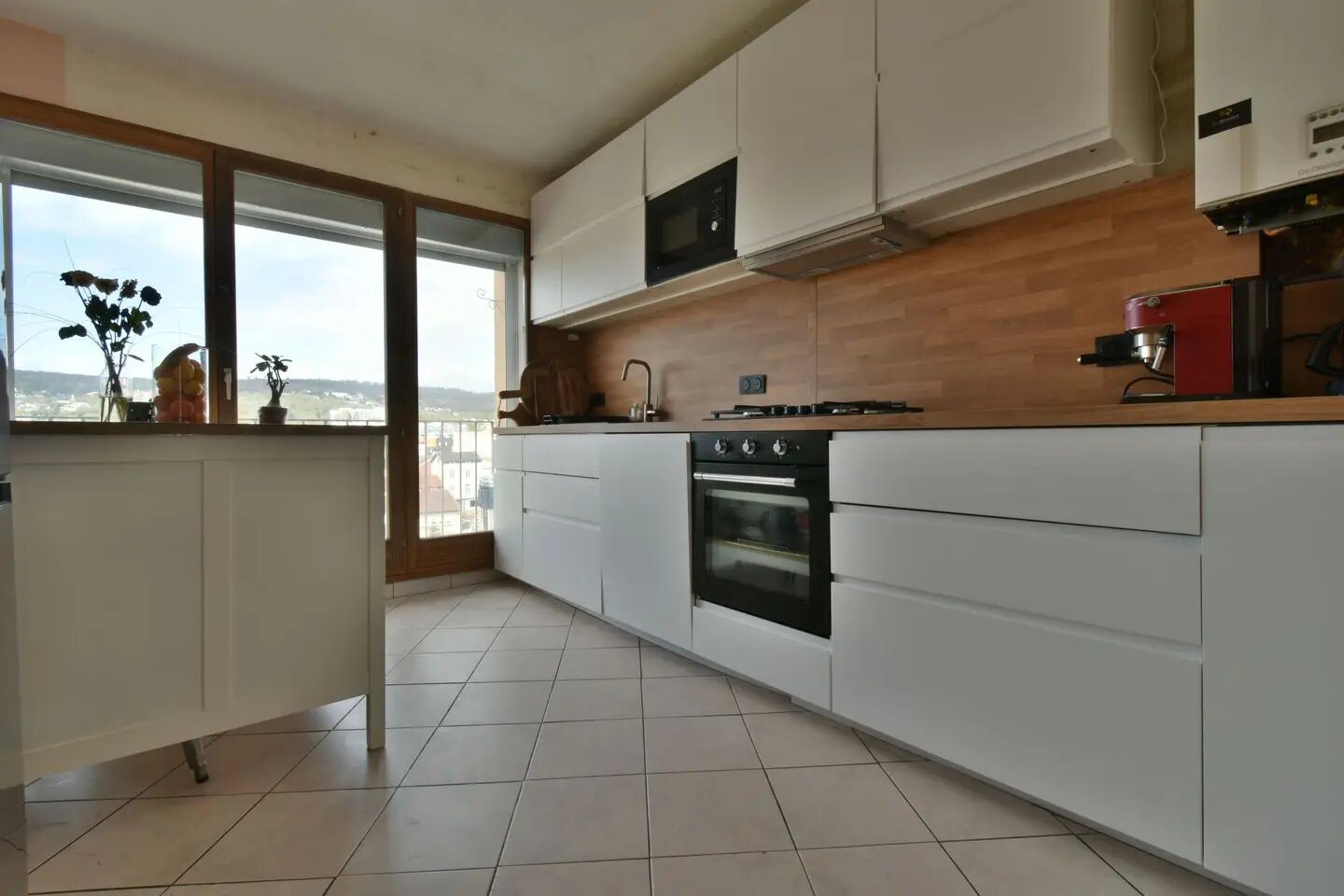 Appartement à louer, 81m², Saint-Max