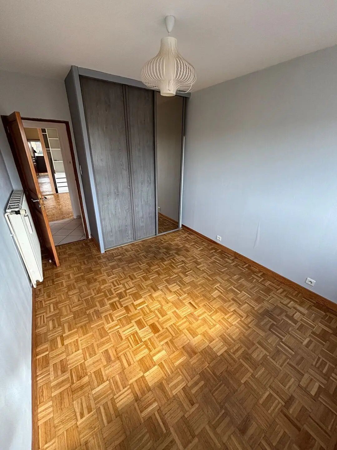 Appartement à louer, 81m², Saint-Max
