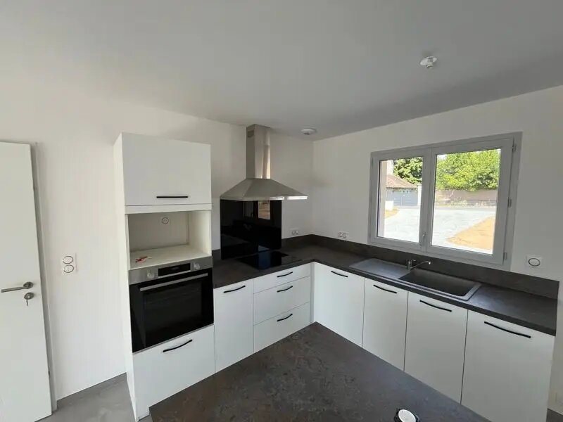 Maison à louer, 84m², Saint-Yrieix-la-Perche