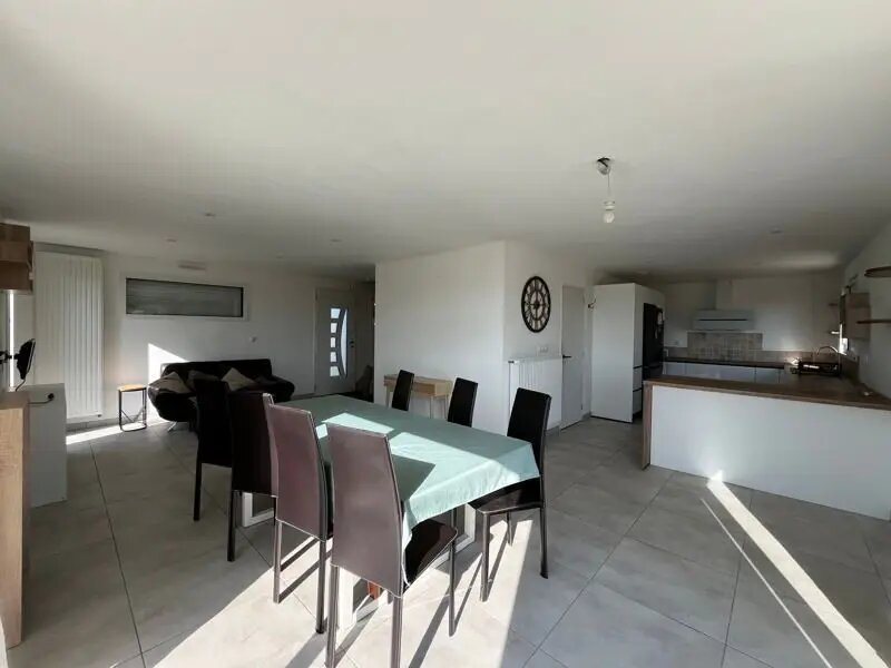 Maison à louer, 108m², Pont-de-Buis-lès-Quimerch