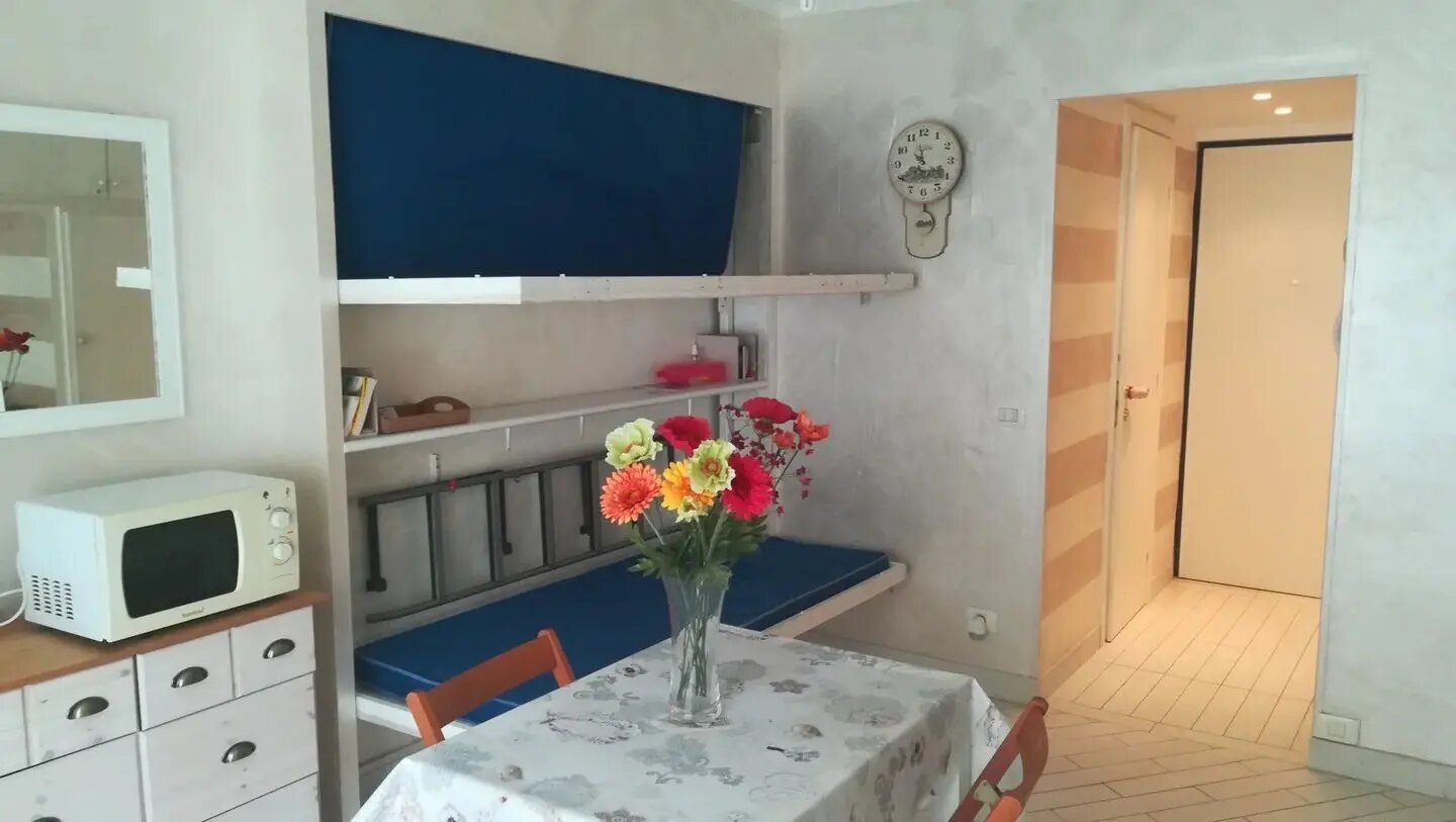 Appartement à louer, 23m², Menton