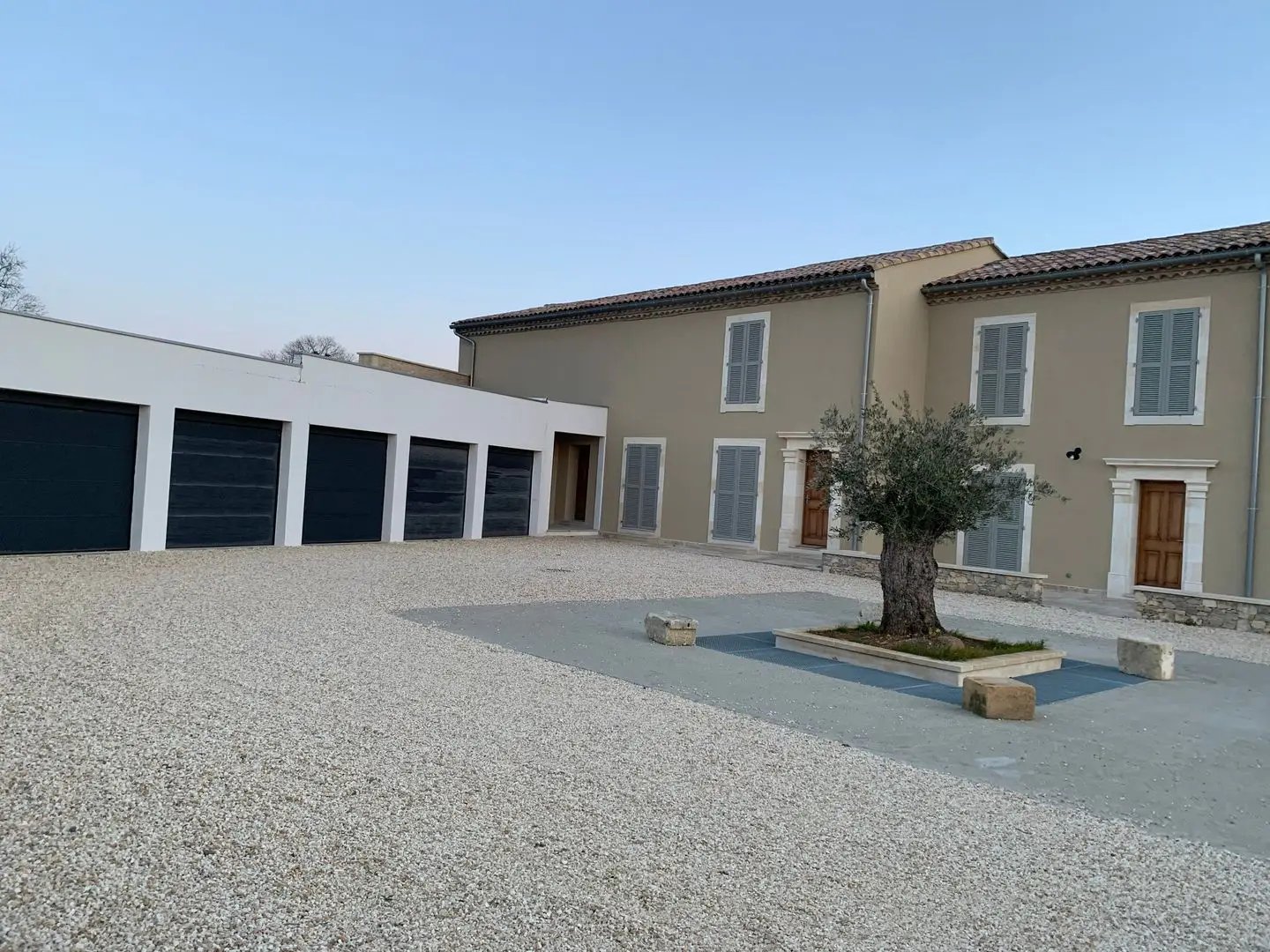 Appartement à louer, 92m², Nîmes