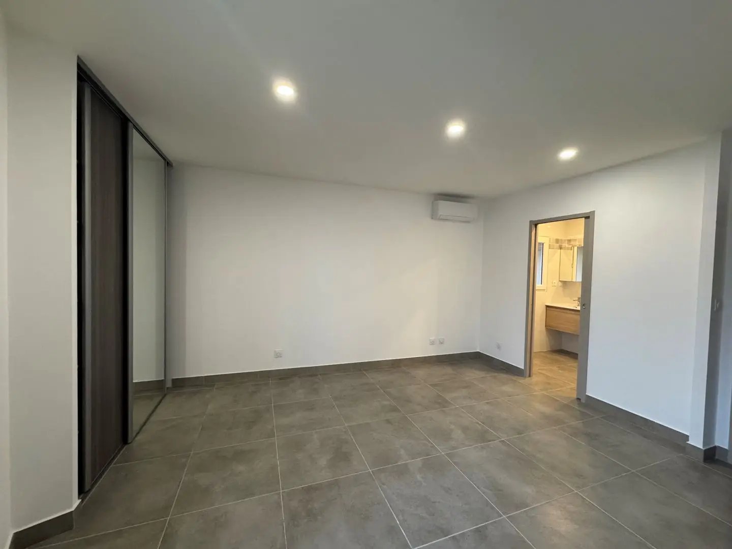 Appartement à louer, 92m², Nîmes