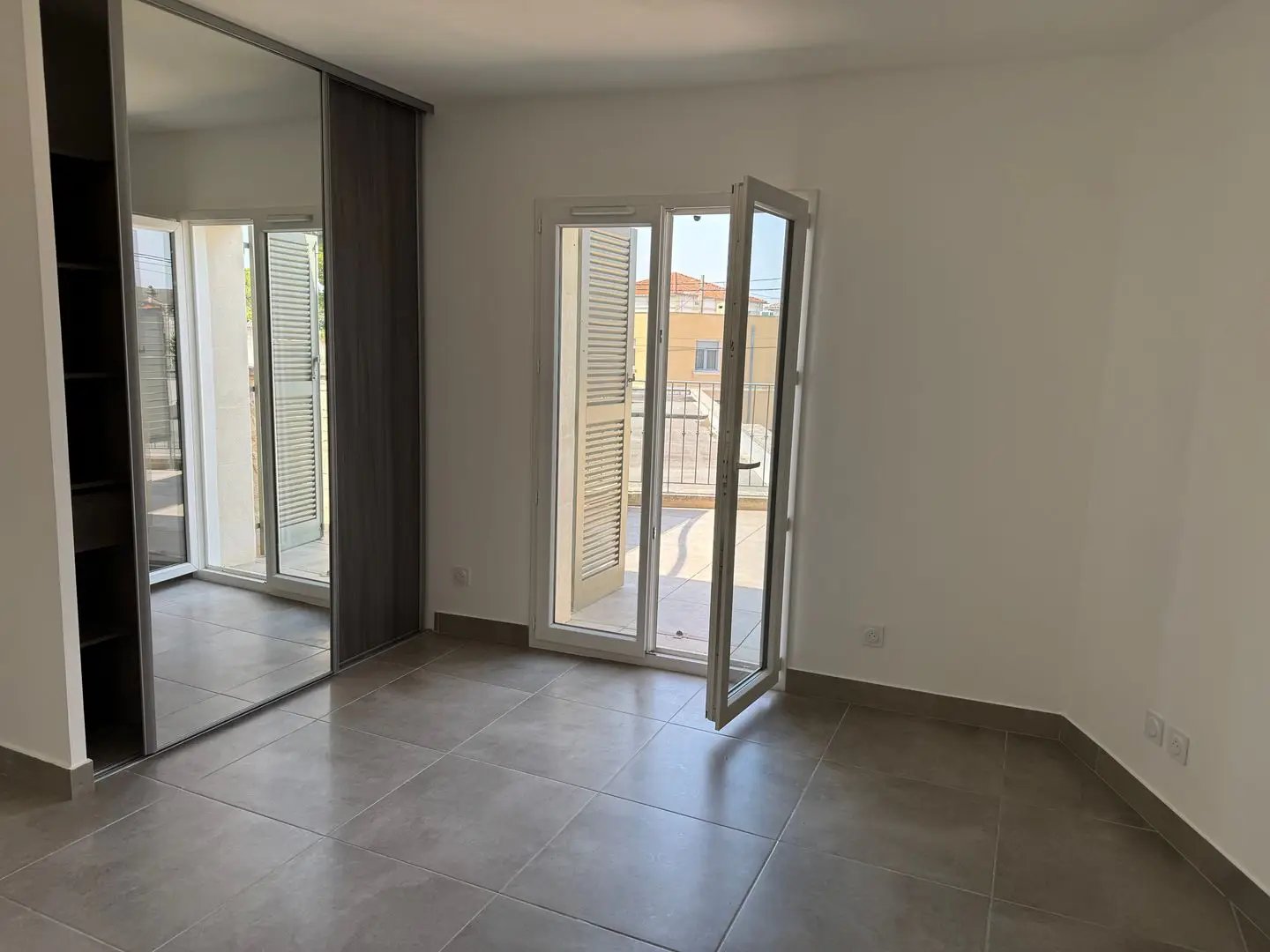 Appartement à louer, 92m², Nîmes