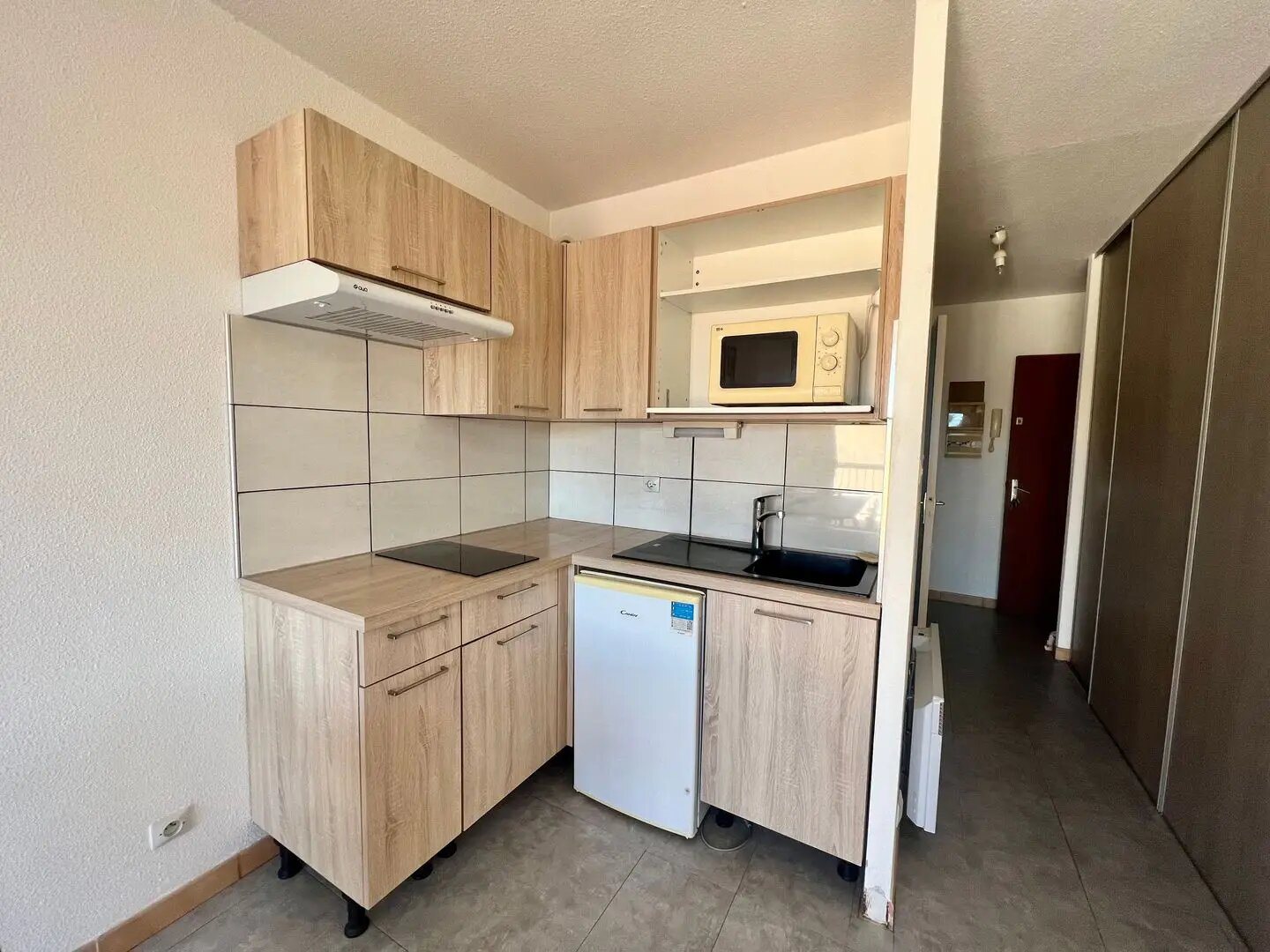 Appartement à louer, 27m², Béziers