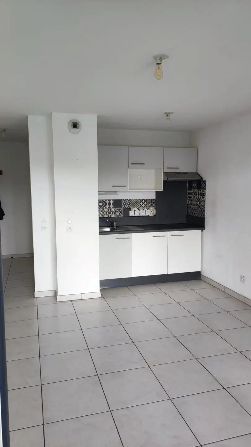 Appartement à louer, 26m², Lormont