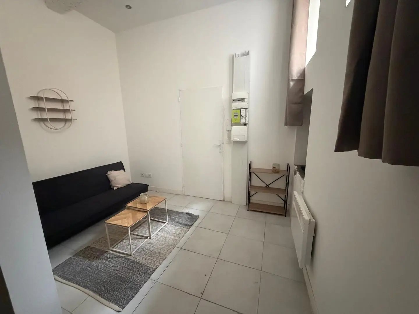 Appartement à louer, 1680m², Béziers