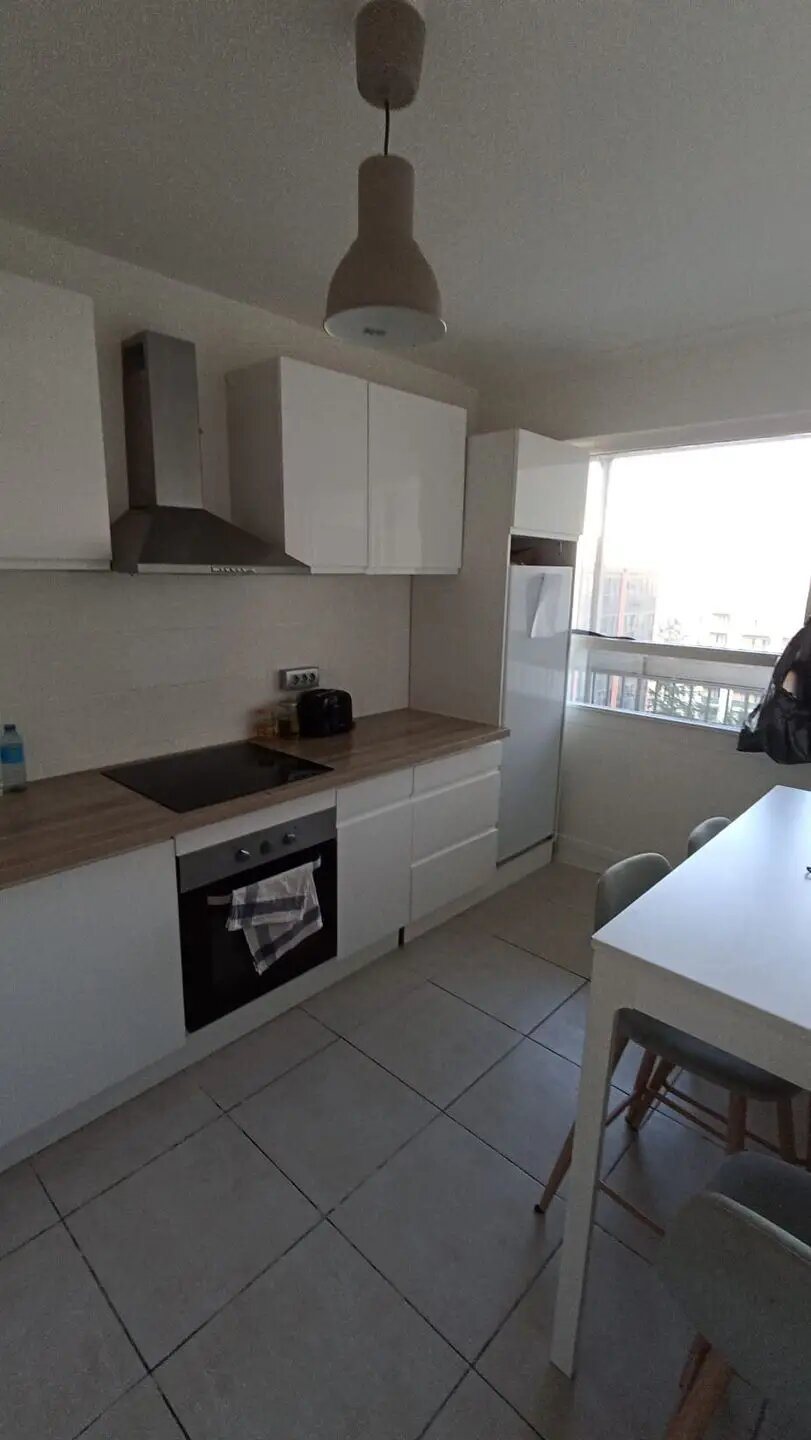 Appartement à louer, 11m², Saint-Etienne